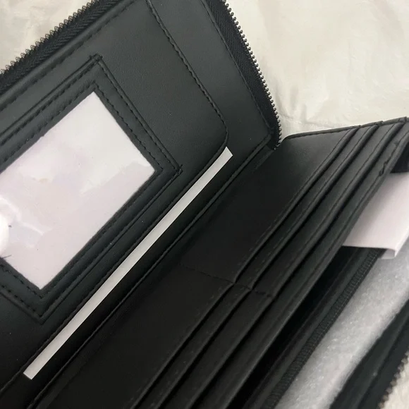 Betsey Johnson Black Wristlet - Picture 3 of 4